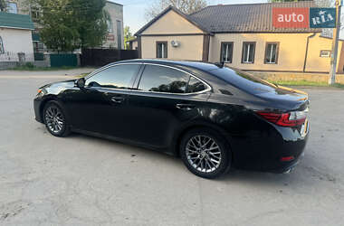 Седан Lexus ES 2018 в 