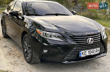 Седан Lexus ES 2012 в 