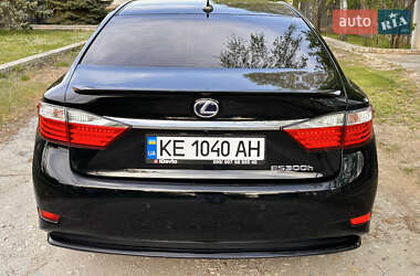 Седан Lexus ES 2012 в 