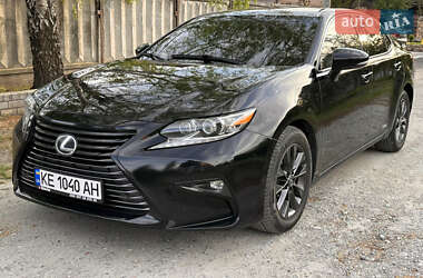 Седан Lexus ES 2012 в 