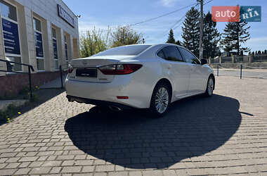 Седан Lexus ES 2017 в 