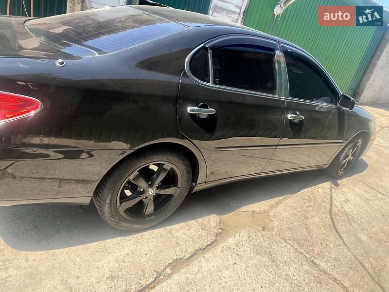 Седан Lexus ES 2005 в Ширяєвому