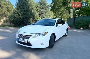 Седан Lexus ES 2015 в Харькове