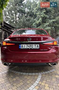 Седан Lexus ES 2020 в 