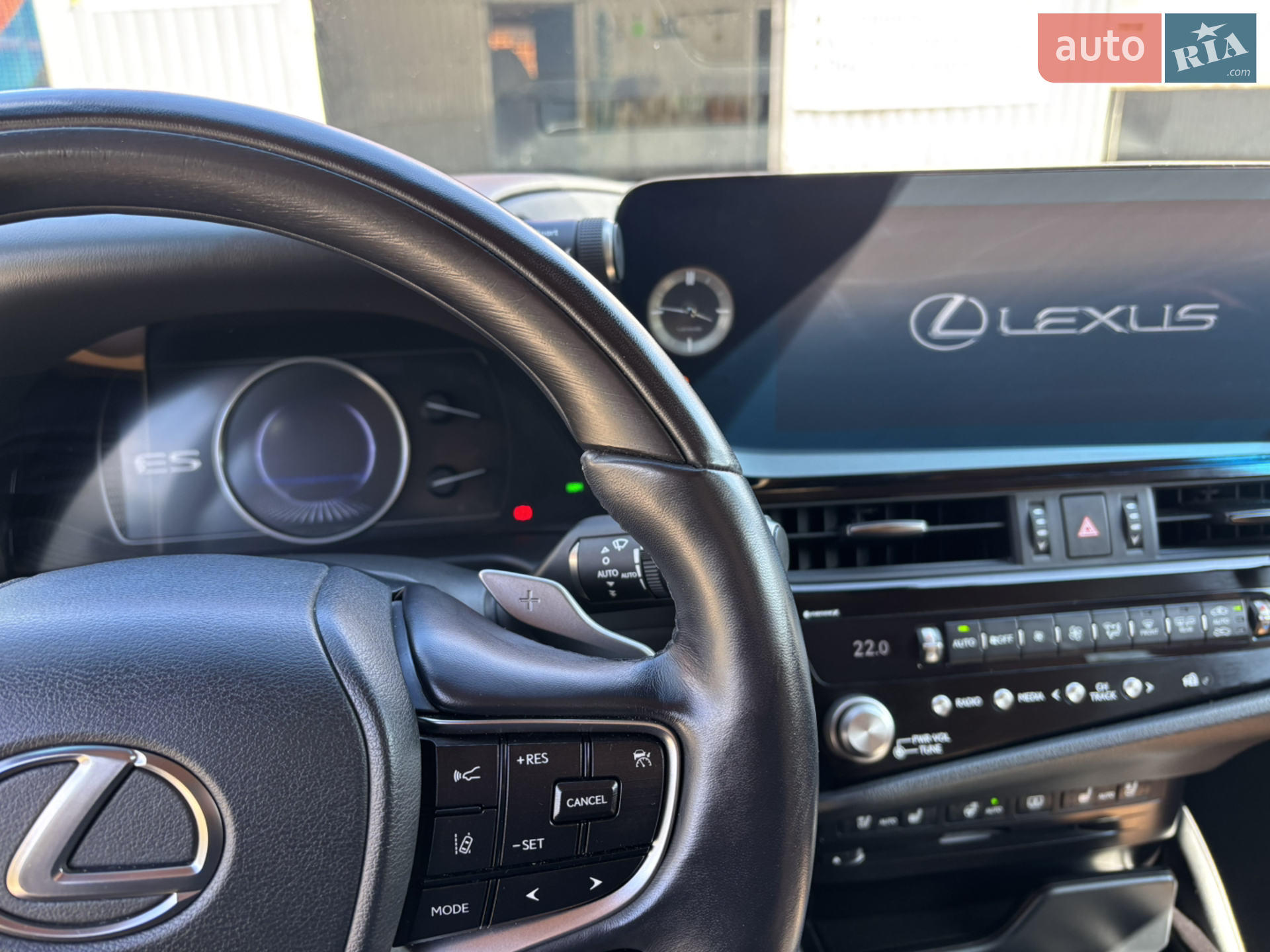 2022 Lexus ES - мініатюра 16