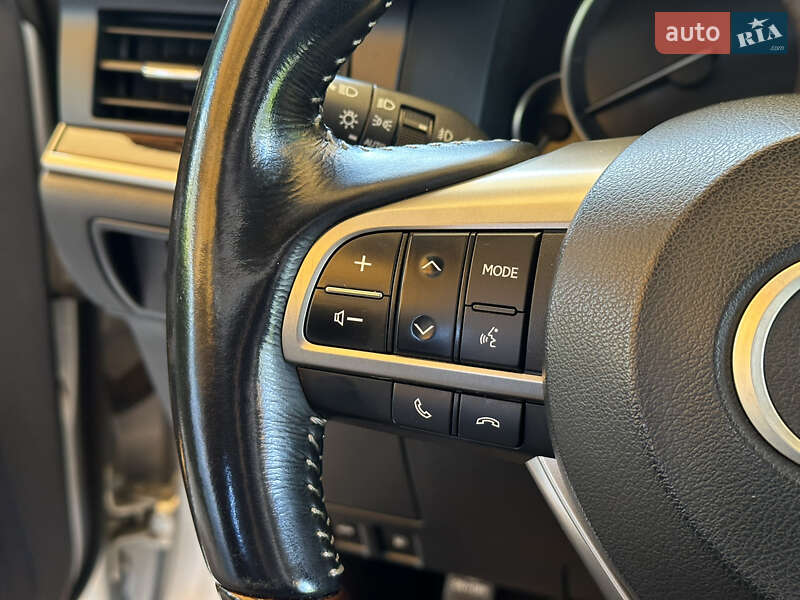 Седан Lexus ES 2015 в Одессе