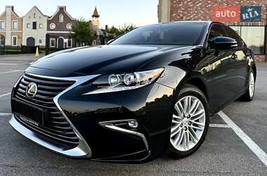 Седан Lexus ES 2016 в 