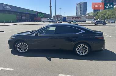 Седан Lexus ES 2022 в 