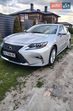 Седан Lexus ES 2012 в Киеве