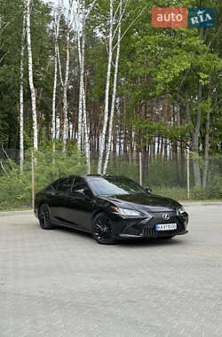 Седан Lexus ES 2018 в 