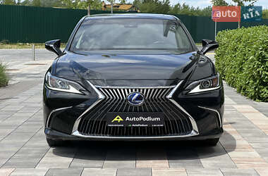 Седан Lexus ES 2019 в 