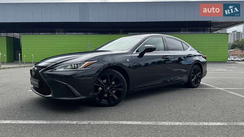 Lexus ES 2023