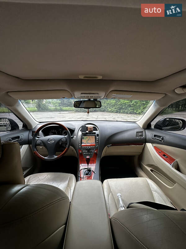 Седан Lexus ES 2011 в Киеве