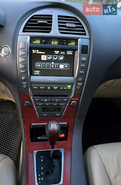 Седан Lexus ES 2007 в Ровно