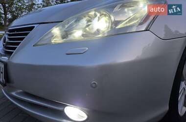Седан Lexus ES 2007 в Ровно