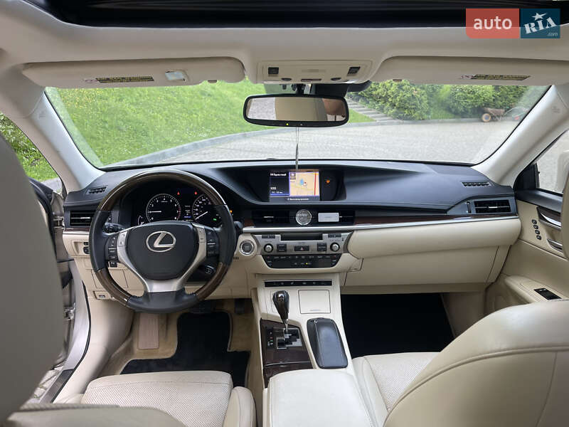 Седан Lexus ES 2012 в Львові фото 11 Седан Lexus ES 2012 в Львові