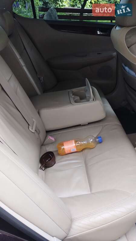 Седан Lexus ES 2005 в Житомире