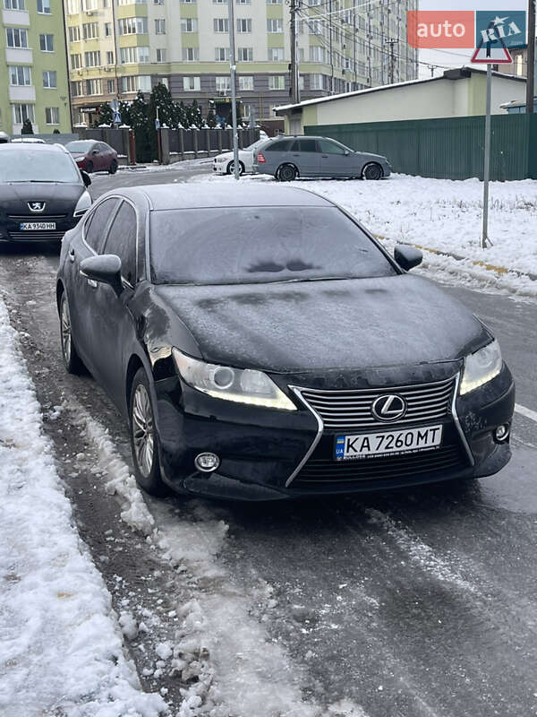 Седан Lexus ES 2014 в Киеве фото 9 Седан Lexus ES 2014 в Киеве
