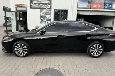 Седан Lexus ES 2020 в 