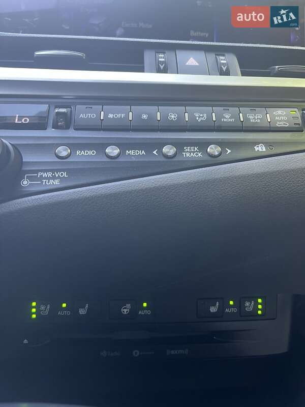 Седан Lexus ES 2019 в Києві