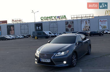Седан Lexus ES 2015 в Одессе