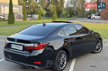Седан Lexus ES 2018 в 