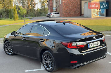 Седан Lexus ES 2018 в 