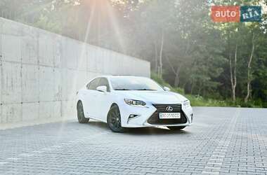 Седан Lexus ES 2017 в Тернополе