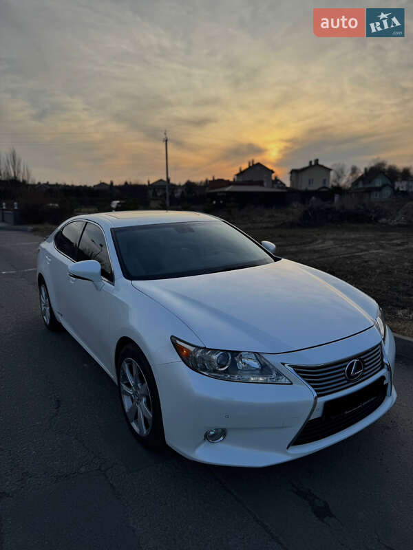 Lexus ES 2012