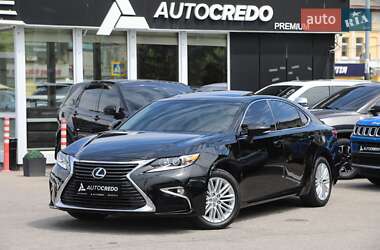 Седан Lexus ES 2015 в Харькове