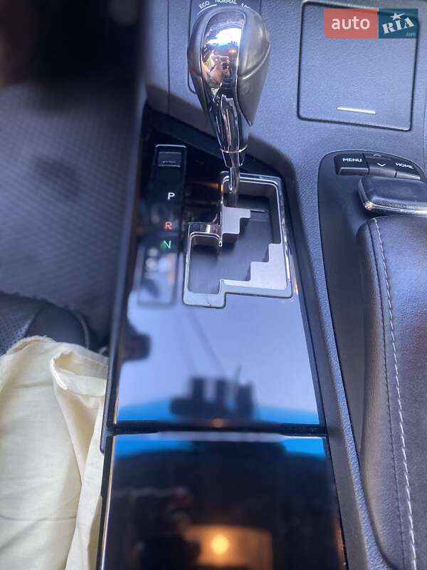 Седан Lexus ES 2015 в Одессе