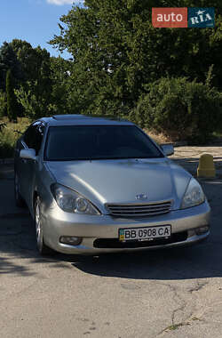 Седан Lexus ES 2002 в Кропивницькому