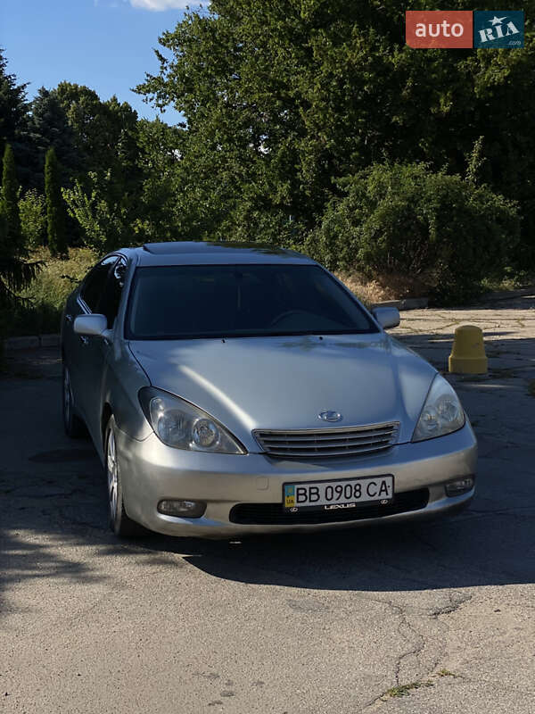 Lexus ES 2002