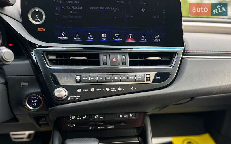 Седан Lexus ES 2022 в Львове
