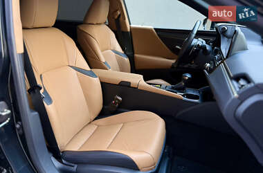Седан Lexus ES 2022 в 