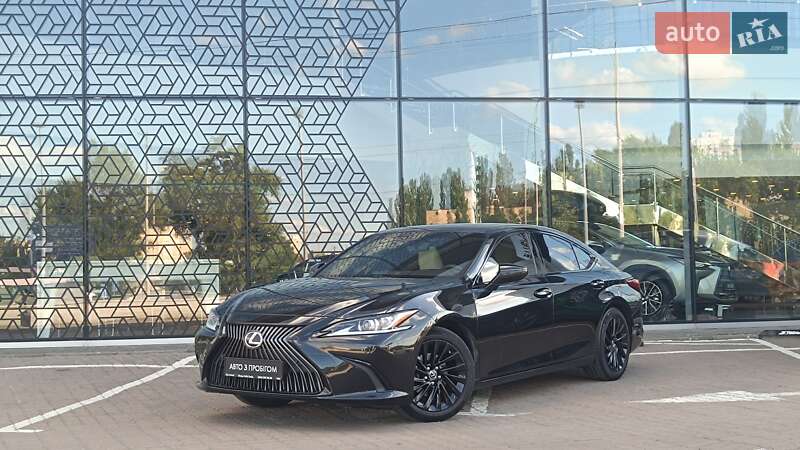 Lexus ES 2018