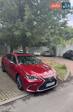 Седан Lexus ES 2022 в 