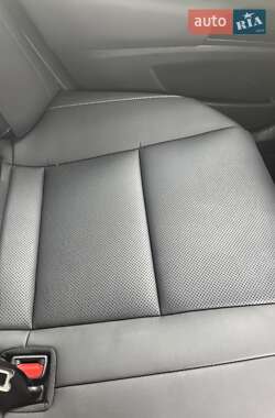 Седан Lexus ES 2022 в 