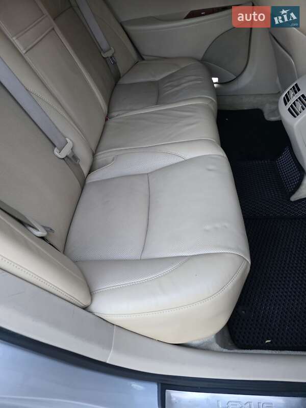 Седан Lexus ES 2007 в Ровно