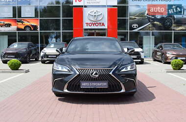 Седан Lexus ES 2019 в 