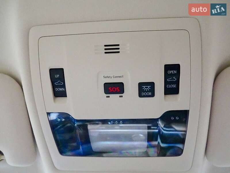 Седан Lexus ES 2018 в Киеве