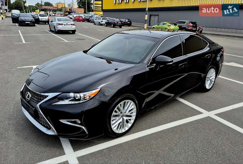 Седан Lexus ES 2014 в Киеве