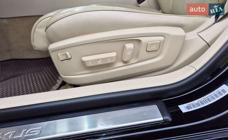 Седан Lexus ES 2014 в Киеве