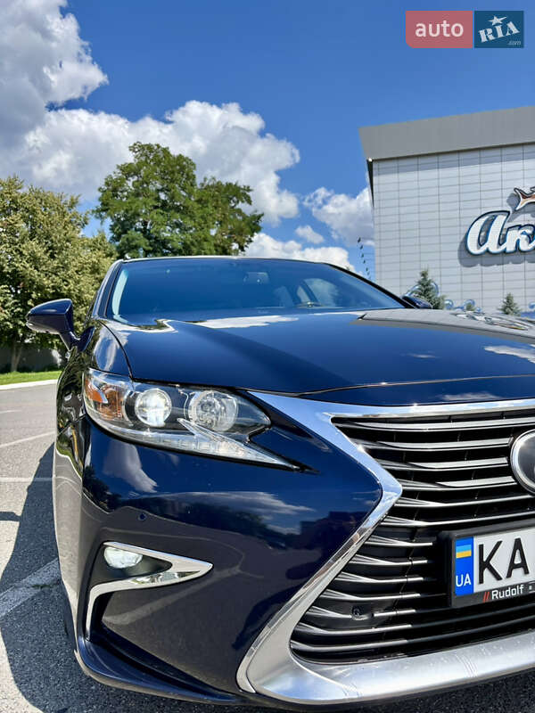 Седан Lexus ES 2015 в Киеве фото 8 Седан Lexus ES 2015 в Киеве