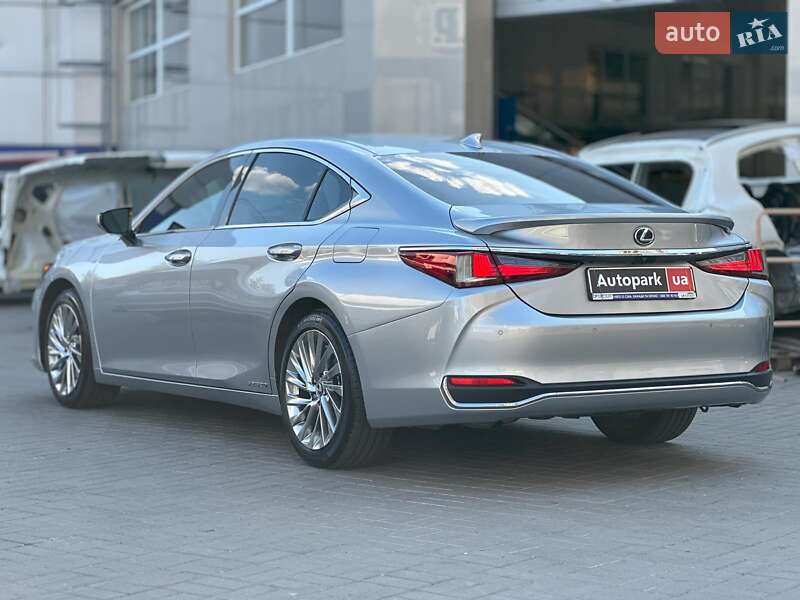 Седан Lexus ES 2022 в Одессе