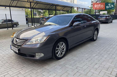 Седан Lexus ES 2011 в Житомире