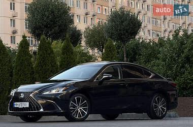 Седан Lexus ES 2023 в Одессе