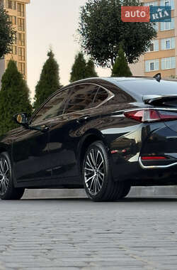 Седан Lexus ES 2023 в Одессе