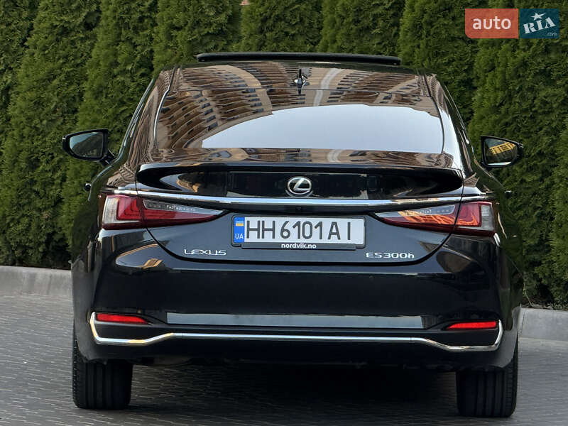 Седан Lexus ES 2023 в Одесі