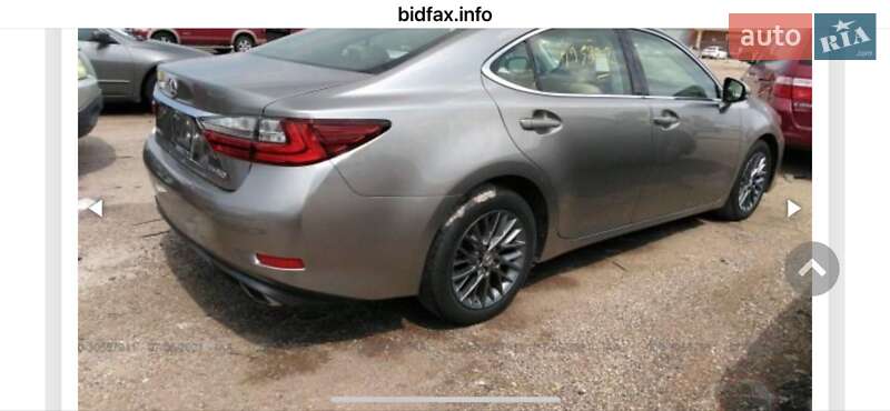 Седан Lexus ES 2018 в Киеве